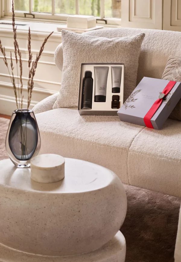 6041122a03484acb9d1d86ca56476c21 Coffret The Ritual of Karma – Vivez avec Gratitude et Positivité